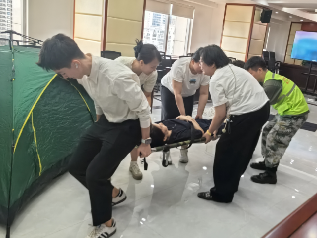 2025年防灾减灾拓展培训走进信达资产管理公司
